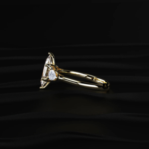 Anillo de compromiso con diamante talla pera cultivado en laboratorio, disponible en oro amarillo, blanco o rosa, elaborado en opciones de oro o plata. - Product Image 6