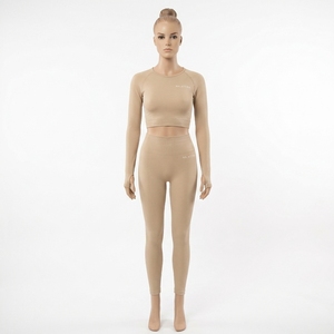 Ensemble de yoga pour femmes, haut court côtelé beige à manches longues, leggings taille haute, ensemble de vêtements de sport pour la gym et le fitness - Product Image 1