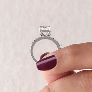 Bague de fiançailles pavée de diamants de laboratoire taille émeraude en or blanc massif 14 carats, bague de mariage en diamant CVD, bague en diamant de laboratoire certifiée IGI - Product Image 5