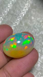 Opale d'Éthiopie naturelle de qualité supérieure, motif nid d'abeille, opale Welo, grande taille, 18 carats, incroyablement belle et excellente. - Product Image 5
