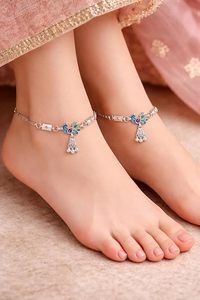 Chevillères tendance pour femmes en alliage de zinc plaqué or, avec pampilles, imitation perle et zircon, style bohème, bijoux de pied pour mariage - Product Image 5