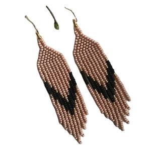 Pendientes de Lujo Hechos a Mano con Cuentas de Semillas en Forma de Pájaro 2025 de Alta Calidad Personalizables - Product Image 1