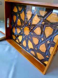 ถาดเคลือบลายไม้แบบดั้งเดิม ผสมผสานความทันสมัย ใช้ในครัวเรือนและร้านอาหาร สำหรับจัดเก็บและเสิร์ฟอาหาร โดย UO INDIA - Product Image 3