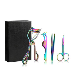 Juego Profesional de Belleza para Pestañas de 4 Piezas en Acero Inoxidable con Rizador, Aplicador, Pinzas y Tijeras para Cejas - Product Image 1