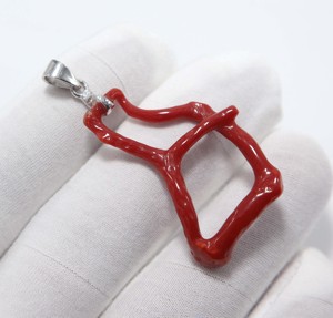 Pendentif en argent sterling 925, branche de corail rouge italien, pendentif bâton de corail de la mer Méditerranée, corail rouge naturel, taille 36 × 21 mm - Product Image 3