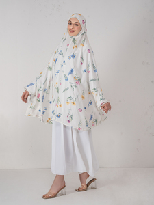 Lightweight Breathable 100% <b>Viscose</b> Rayon Fabric <b>Hijab</b> Modest Islamic Headscarf and Veil Scarf for Muslim Women Daily Wear - Product Image 3