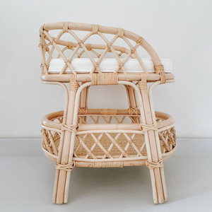 Muebles para muñecas al por mayor, mesas de cambio de ratán para muñecas, juguetes para cambiar pañales, regalo sostenible para niños - Product Image 5