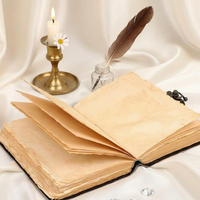 Carnet de notes en cuir fait main, Grimoire des Ombres avec serrure, style classique vintage Wiccan, 120 pages, papier à bords festonnés