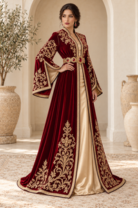 Caftán Marroquí de Terciopelo Color Ciruela con Mangas Campana, Cinturón Adornado con Joyas y Vestido Interior de Satén Color Champán, Cuello en V, Corte Holgado, Ideal para Fiestas y Eventos - Product Image 3