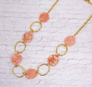 Collier de fiançailles et de mariage en résine, chic et tendance avec finition plaquée rhodium, par Perfect Enterprises - Product Image 3