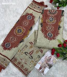 Nueva Variedad de Muselina de Viscosa con Estampado Digital - Conjunto de Salwar, Traje y Dupatta con Aari y Trabajo Manual - Fabricante de Surat - Product Image 3