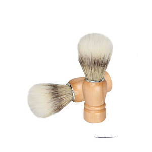 Pinceau à raser professionnel pour rasage humide avec manche équilibré, style tourné à la main, finition brillante - Product Image 1