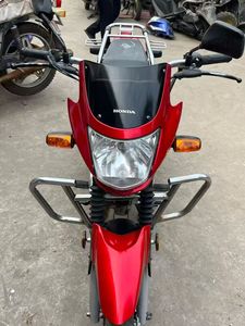 Motocyclette utilitaire robuste d'occasion de 150 cm³ avec grand porte-bagages |   Idéal pour la livraison et le transport en Boda Boda - Product Image 4