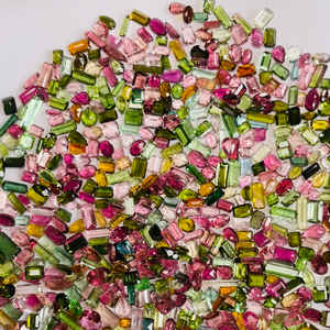 Pierres précieuses naturelles multi-tourmalines d'excellente qualité, certifiées IGI, 456 carats, lustre AAA, polissage parfait, prix abordable - Product Image 2