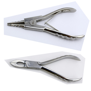 Juego de Instrumentos Profesionales Manuales de Alta Calidad para Perforaciones Corporales (Ombligo/Lengua) con 4 Pinzas y 1 Pistola para Aretes, Marca Ametrine Surgical - Product Image 4