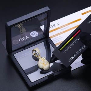 Colgante de Guantes de Boxeo - Moissanita VVS Color D, Totalmente Cubierto de Moissanita en Plata de Ley 925 - Estilo Hip Hop Drip - Product Image 4