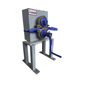 Machine manuelle de fabrication de bâtonnets en bambou de qualité supérieure, machine de traitement manuelle des bâtonnets de bambou pour Agarbatti Skewe - Product Image 1