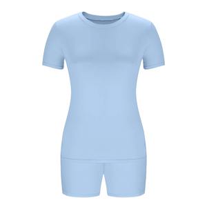 Tenues d'entraînement deux pièces pour femmes, t-shirt ample à manches courtes avec short legging, vêtements de sport d'été pour le yoga et la gym - Product Image 3