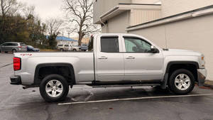 Meilleure vente : Modèle ancien d'occasion - Chevrolet Silverado 1500 LT 4x4 Double Cabine 6,5 pi. SB Pick-up 2016 - PRÊT À ÊTRE EXPÉDIÉ AVEC EFFICACITÉ AUJOURD'HUI - Product Image 4