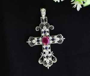 Pendentif Croix Gothique Filigrane en Argent Sterling 925, Design Floral Antique Chrétien Religieux, Moissanite, Plaqué Or 18K, Luxe - Product Image 1