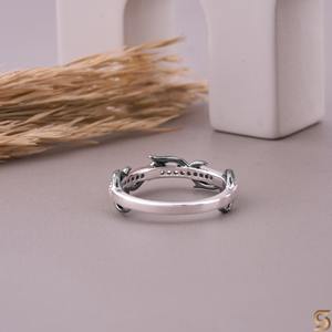 Anillo de Moissanita con Diseño Floral, Banda de Diamantes, Anillo de Boda Inspirado en la Naturaleza, Anillo Único Hecho a Mano en Oro Blanco de 14K – Satani Brothers - Product Image 5