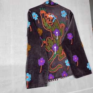 เสื้อแจ็คเก็ตคอจีนผ้ากำมะหยี่ ปักลายดอกไม้ด้วยมือ สไตล์จีน ทรงหลวม แขนยาว สำหรับฤดูใบไม้ร่วงและฤดูหนาว ผ้ากำมะหยี่ซูซานี - Product Image 5