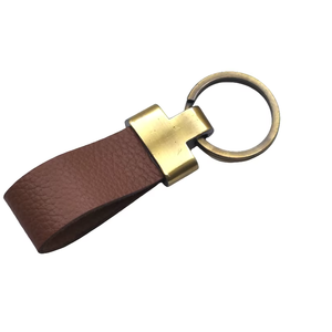 Leather Metal Keychain with Zinc Alloy <b>Key</b> <b>Ring</b> for Promotional Gift Pendant Accessory - Product Image 1