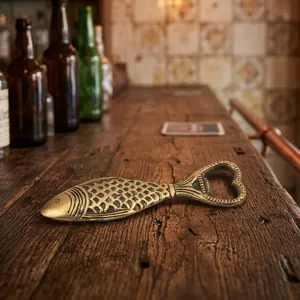 Abridor de Botellas de Latón con Forma de Pez, Abridor de Tapas de Latón Dorado Antiguo, Herramienta de Bar Decorativa Hecha a Mano, Accesorio de Cocina Náutico Vintage - Product Image 5