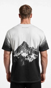 ONETEN APPAREL T-shirt à col rond pour homme, noir et blanc, imprimé photo de montagne, manches courtes - Product Image 4