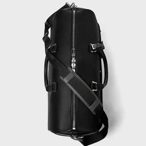 Sac de voyage en cuir léger avec doublure en polyester, grande capacité et fermeture éclair – Poignée durable et confortable pour un transport facile - Product Image 6