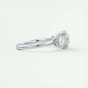 Anillo de compromiso Luxe Selene con tres piedras, diamantes redondos cultivados en laboratorio de 3.00 quilates en engaste de cesta y oro blanco de 14k - Product Image 5