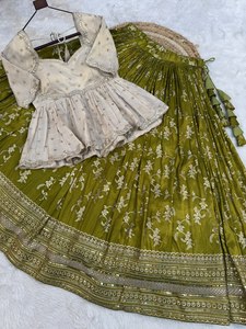 Designer Dyeable Viscose Jacquard Reversible <b>Wedding</b> Lehenga Choli Set with Stretchable Quick Dry & Wrinkle Free Features - Product Image 6