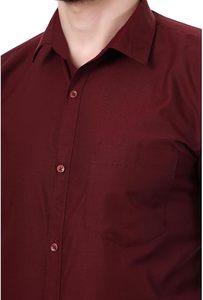 Chemise habillée marron à manches longues pour homme, couleur unie, col rabattu, style formel, en tissu popeline de coton infroissable, idéale pour l'automne - Product Image 4