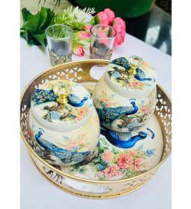 Hermoso Juego de Bandeja de Servir y Tarro de Almacenamiento con Estampado de Pavo Real, Hecho a Mano en Jaipur, Decoración para el Hogar, Regalo, Venta al por Mayor, Diwali - Product Image 2