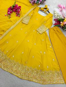 เปิดตัวผ้าไหมซินออนดีไซน์ใหม่พร้อมงานปักลำดับที่5มม. gwon & pent & dupatta reddy - Product Image 5