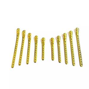 Plaques médiales distales de tibia pour chevaux, en acier, implant orthopédique vétérinaire, lot de 10 pièces, instruments chirurgicaux réglables et durables - Product Image 1