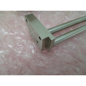 NEW AMAT 0040-91276 MOUTING VANE LEFT HAND - อุปกรณ์และอะไหล่เซมิคอนดักเตอร์ระดับโลกที่เชื่อถือได้ - Product Image 1