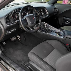 รถคูเป้พรีเมียมมือสอง ปี 2021 เครื่องยนต์ 6.4 ลิตร V8 รุ่นสปอร์ต - Product Image 4