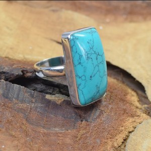 Atractivo Anillo Unisex de Plata de Ley 925 con Turquesa Sintética Tibetana en Forma Rectangular de 13x18mm - Product Image 6