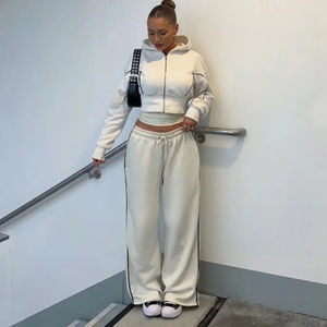 Conjunto de sudadera con capucha de 2 piezas para mujer, sudadera corta y pantalones de manga larga, chándal informal de otoño e invierno, ropa deportiva - Product Image 1