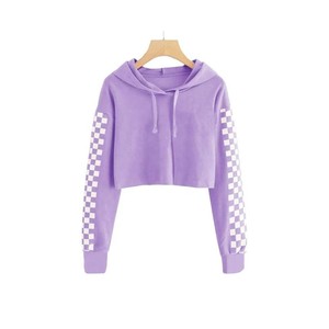 เสื้อฮู้ดครอปสีแดงสำหรับผู้หญิง แขนยาว สั่งทำขายส่งจากสหรัฐอเมริกา เสื้อฮู้ดลำลองสำหรับฤดูหนาว สไตล์ทันสมัยแนวสตรีท จากโรงงานผู้ผลิต - Product Image 3