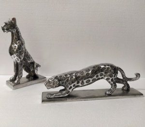 Estatua de León Dorado de Metal, Figura Decorativa - Product Image 4