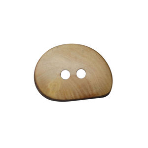Botones de madera más vendidos y populares, utilizados para prendas de punto, chaquetas y abrigos de invierno, ya que su textura natural se adapta perfectamente. - Product Image 2