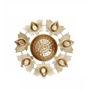 Cuenco de Loto Artesanal para Decoración de Puja, Cuenco de Loto de Latón Duradero para el Hogar, Cuenco para Flores Flotantes en Agua para Uso en Interiores, Decoración Diwali - Product Image 2