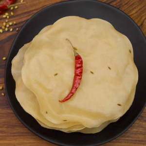 Papad de millet et tomate bio, croustillant et épicé, fait main, qualité export, produit indien sain - Product Image 1