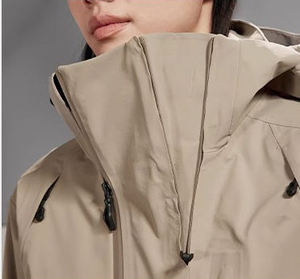 Veste coupe-vent à capuche unisexe avec logo personnalisé, imperméable -Tex 10 000 mm, écologique, softshell, pour le camping, la randonnée, le ski - Product Image 3