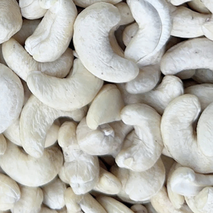 Wholesales Vietnam Raw Cashew <b>Nuts</b> Cashew <b>Nuts</b> WW180, WW240, WW320, LP, WS Cashew <b>Nuts</b> 1Kg OEM, ODM - Product Image 1