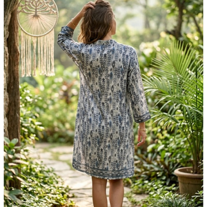 Vestido Maxi de Seda de Diseñador, Talla Única, Color Verde Salvia, Patrón Filigrana, Estilo Ibiza, Vestido de Lujo para Playa, Resort y Vacaciones - Product Image 5
