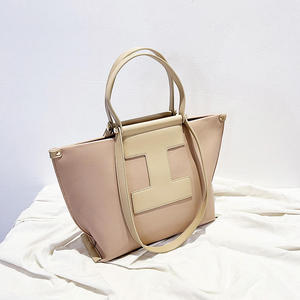 2026 Wholesale PU Leather Tote Bag for Women <b>Large</b> Capacity Waterproof Handbag, Custom Logo Solid Color Luxury with Two Straps - Product Image 4