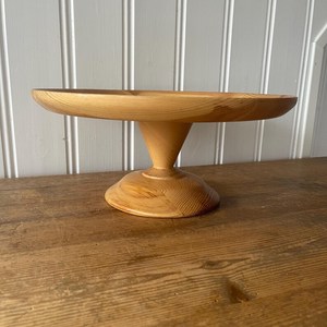 Soporte para Pastel de Madera de Acacia Hecho a Mano con Elegante Pedestal, Soporte Rústico de Madera para Servir, Decoración del Hogar y Exhibición en la Cocina - Product Image 3